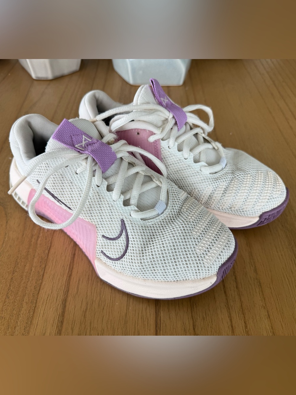 NIKE METCON 9 - CREAM/PINK/PURPLE - GREAT CONDITION - SIZE 6.5